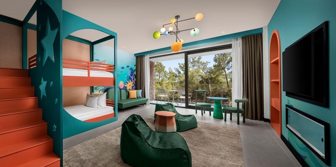 Temalı Deluxe Aile Odası Orman Manzaralı