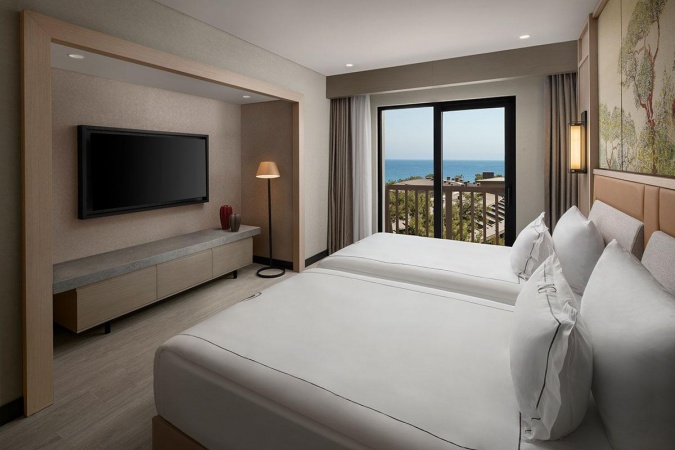 Eşsiz Deniz Manzaralı Queen Suite
