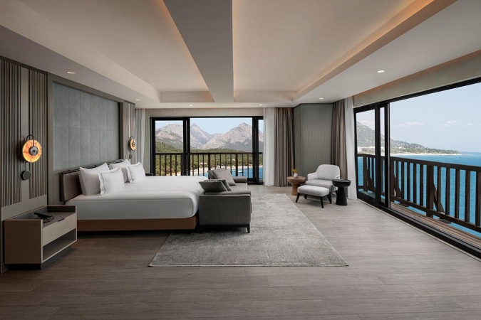 Eşsiz Deniz Manzaralı Queen Suite